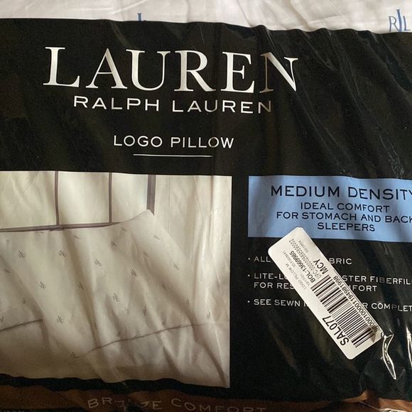 Lauren Ralph Lauren - Logo Pillow - Medium Density - ideal for back and stomach - Picture 2 of 2